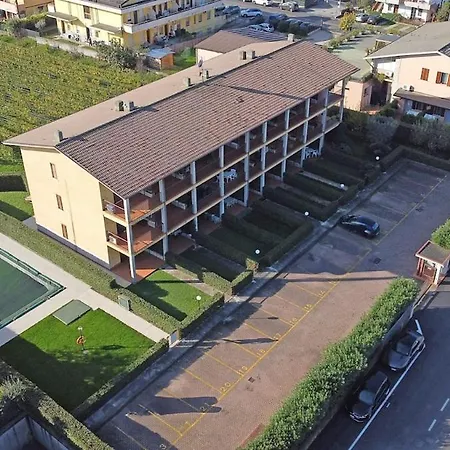Residenza Adore With Pool, Parking, And Wi-fi Apartamento Sirmione