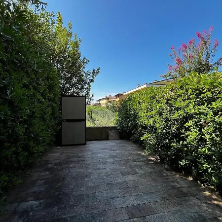 Residenza Adore With Pool, Parking, And Wi-fi