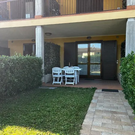 Residenza Adore With Pool, Parking, And Wi-fi * Sirmione